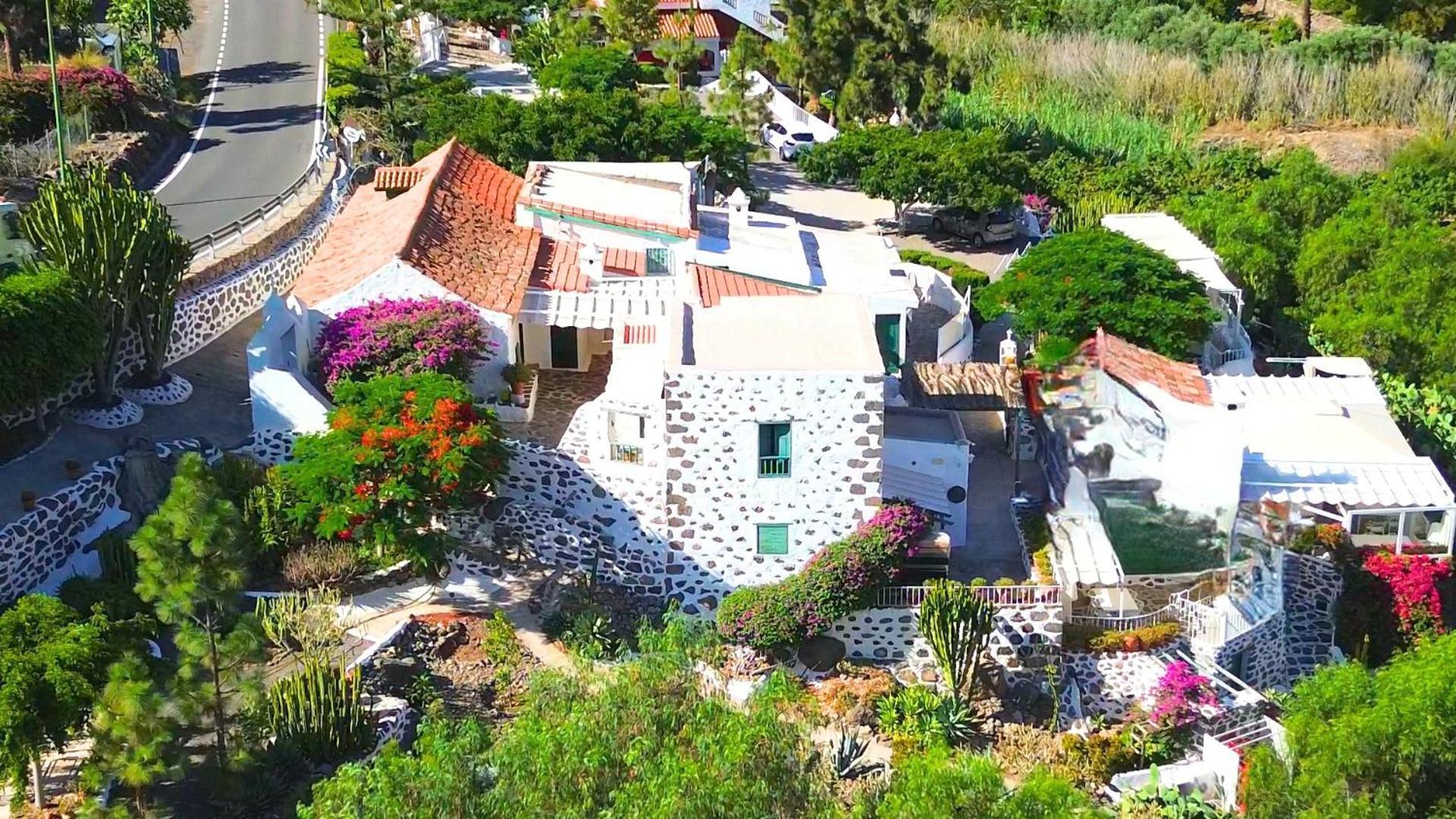 Historica Casa Con Vistas Al Jardin De Cactus Y Montanas Villa Mogan Exterior photo